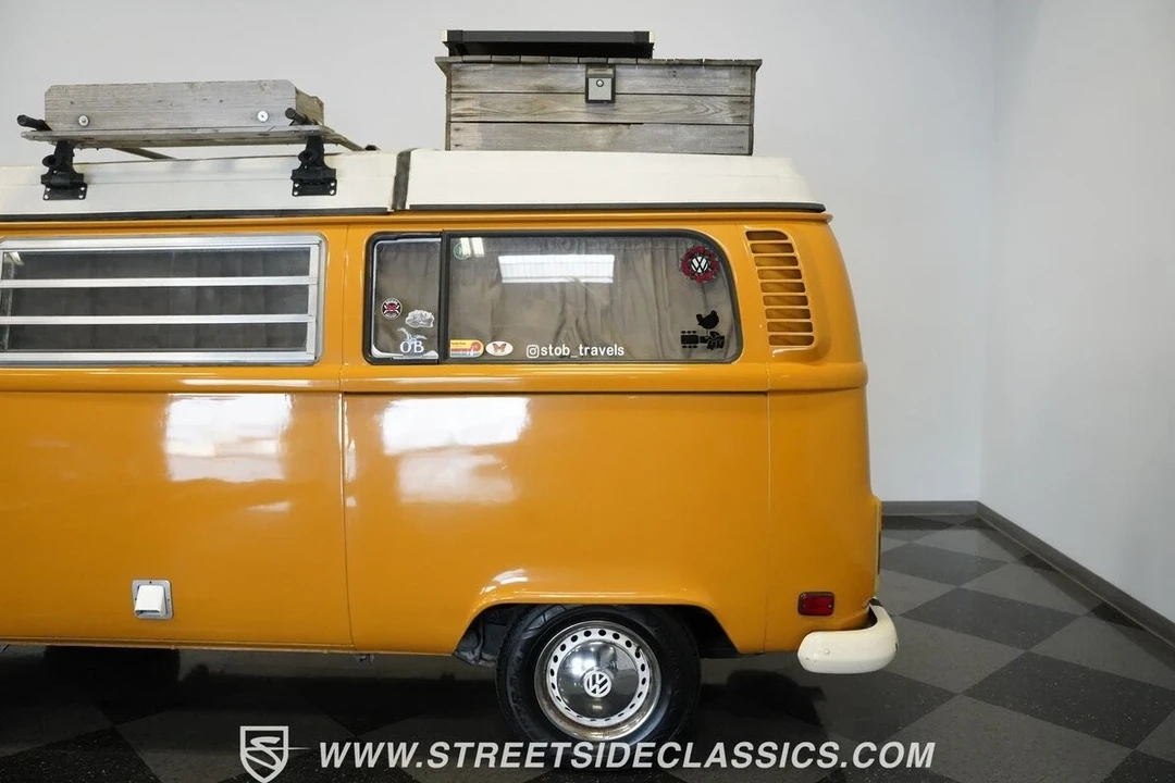 1972 Volkswagen Bay-Window Camper - Image 15 of 21