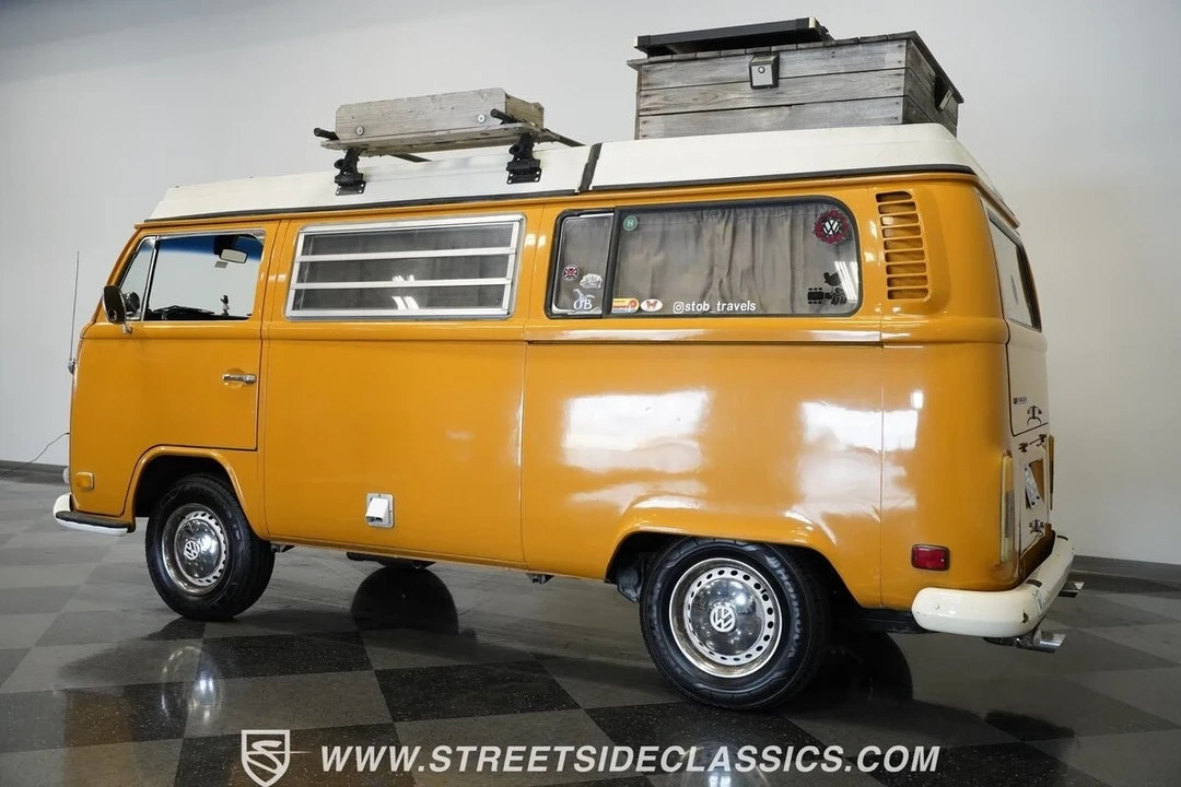 1972 Volkswagen Bay-Window Camper - Image 13 of 21