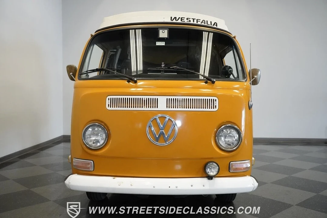 1972 Volkswagen Bay-Window Camper - Image 8 of 12