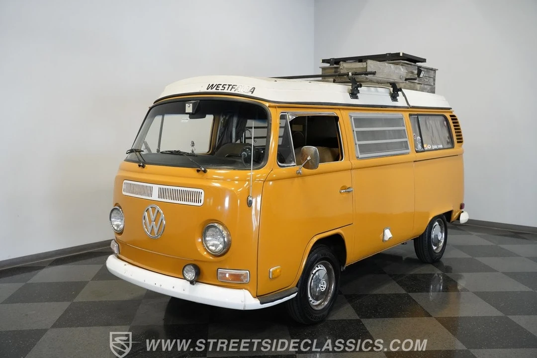 1972 Volkswagen Bay-Window Camper - Image 6 of 12