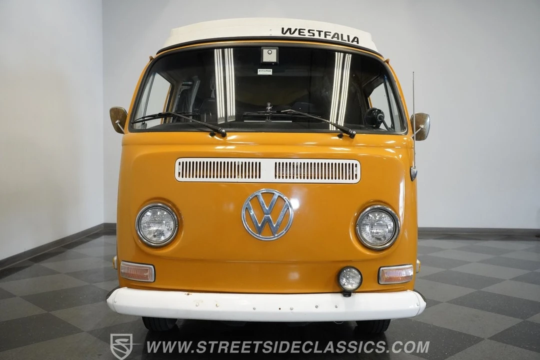 1972 Volkswagen Bay-Window Camper - Image 8 of 12