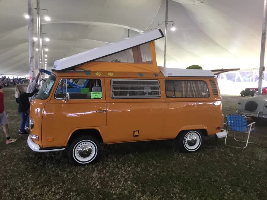 1972 Volkswagen Bay-Window Camper - Image 2 of 12