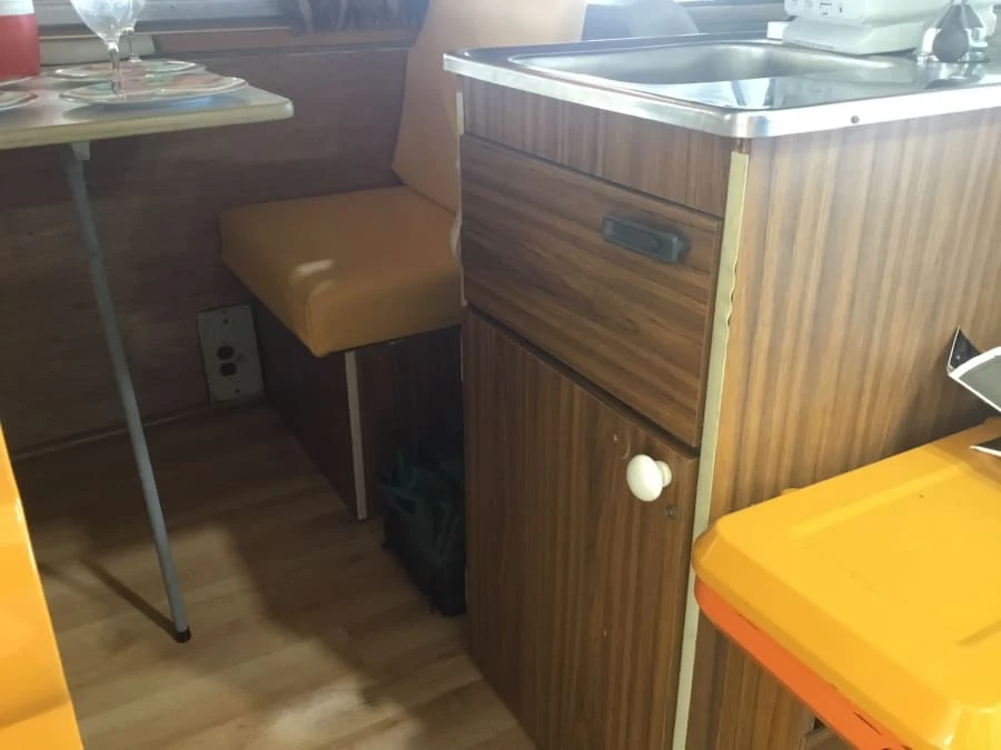 1972 Volkswagen Bay-Window Camper - Image 8 of 12
