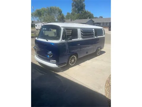 1972 Volkswagen Westfalia Camper