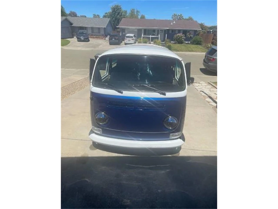 1972 Volkswagen Bay-Window Camper - Image 7 of 9