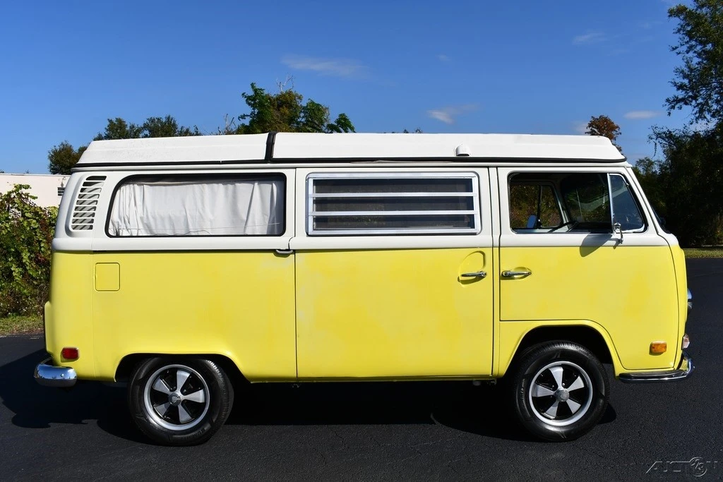 1972 Volkswagen Bay-Window Camper - Image 8 of 21