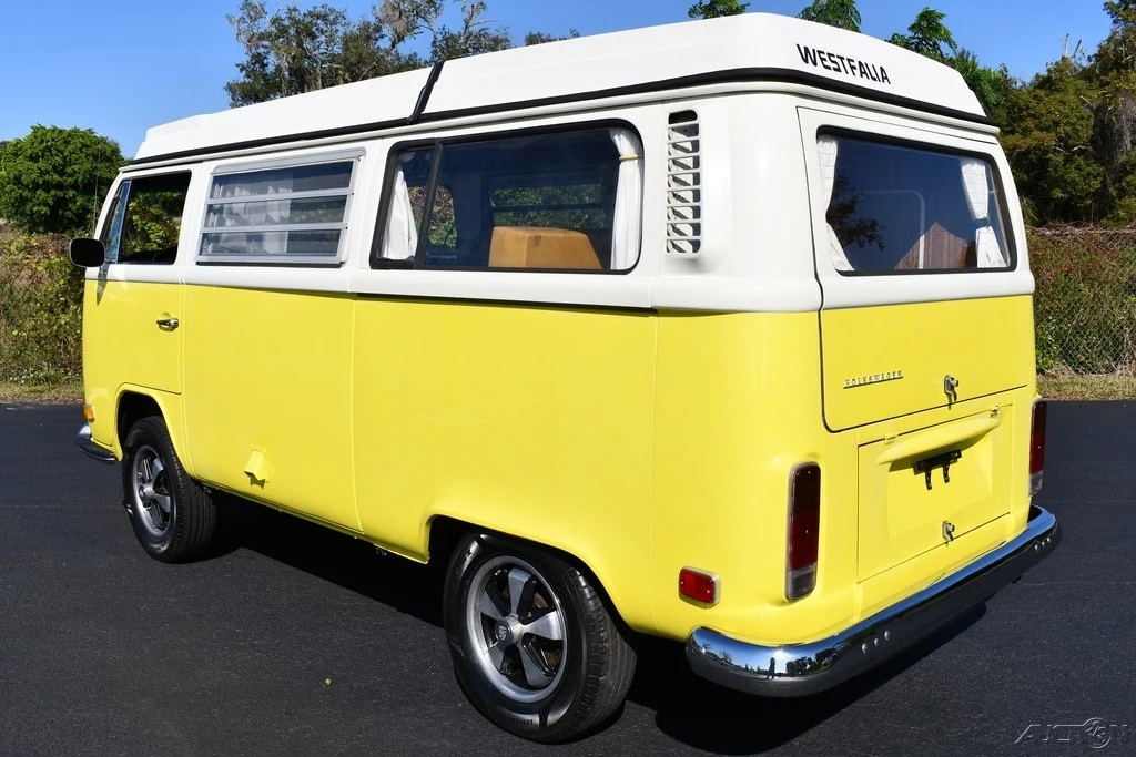 1972 Volkswagen Bay-Window Camper - Image 15 of 21