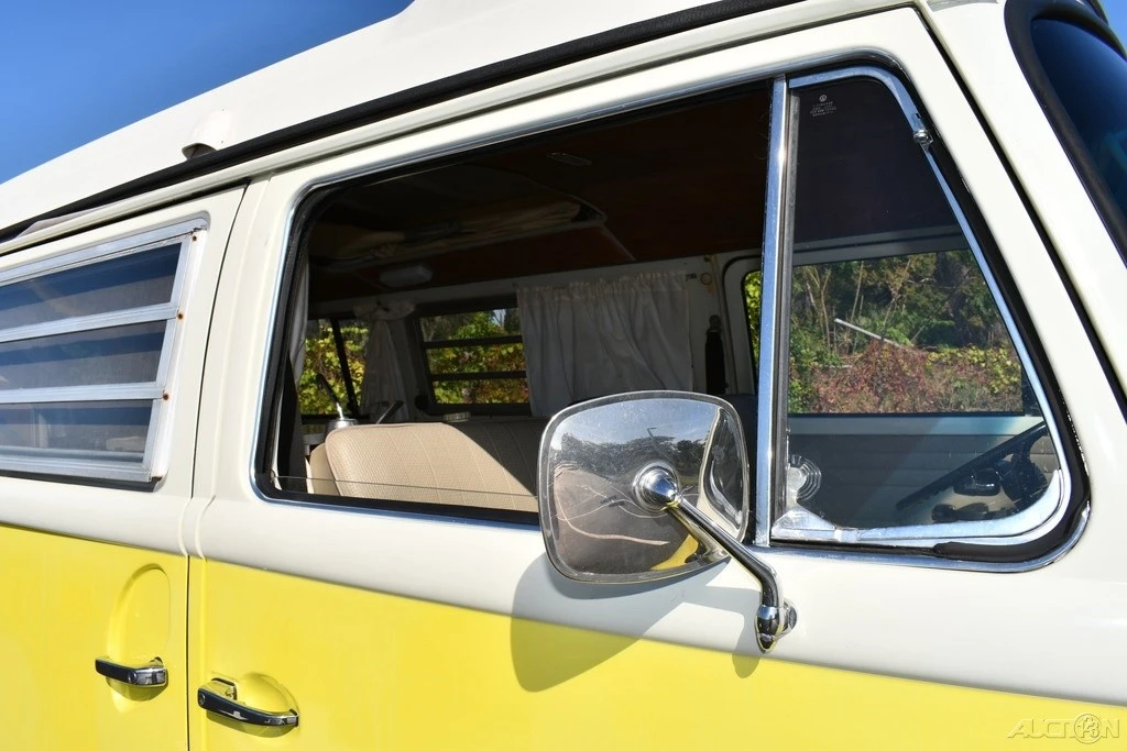 1972 Volkswagen Bay-Window Camper - Image 11 of 21