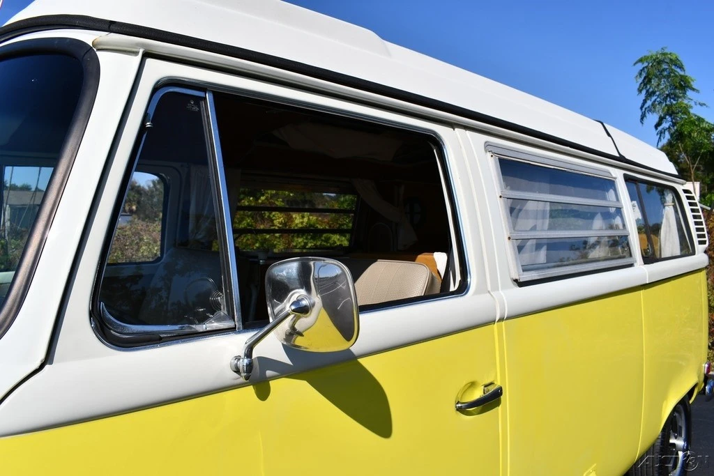 1972 Volkswagen Bay-Window Camper - Image 14 of 21