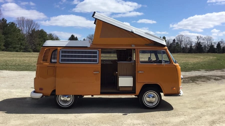 1972 Volkswagen Bay-Window Camper - Image 10 of 29