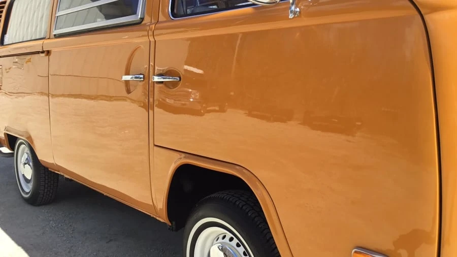 1972 Volkswagen Bay-Window Camper - Image 24 of 29