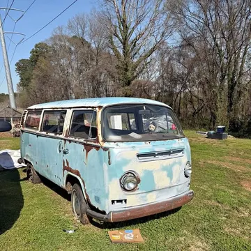 1972 Volkswagen Bay Window Bus