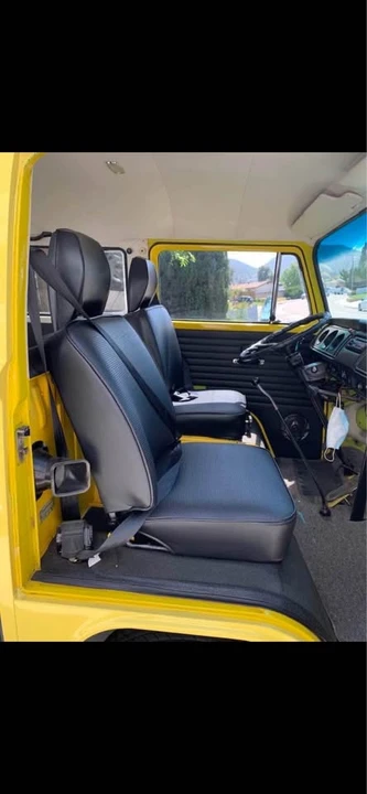 1972 Volkswagen Bay-Window Bus - Image 2 of 4