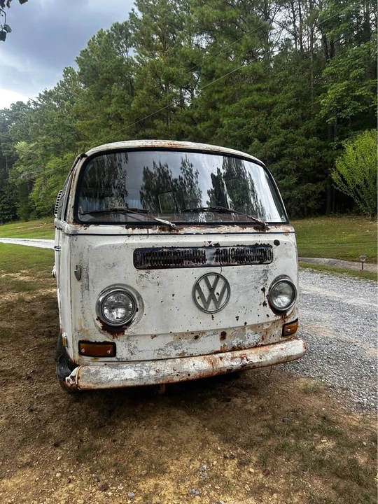 1972 Volkswagen Bay-Window Bus - Image 10 of 10
