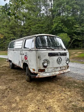 1972 Volkswagen Bus Chrome