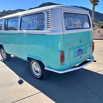 1972 Volkswagen Bus