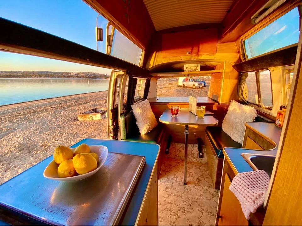 1972 Volkswagen Bay-Window Bus - Image 11 of 20