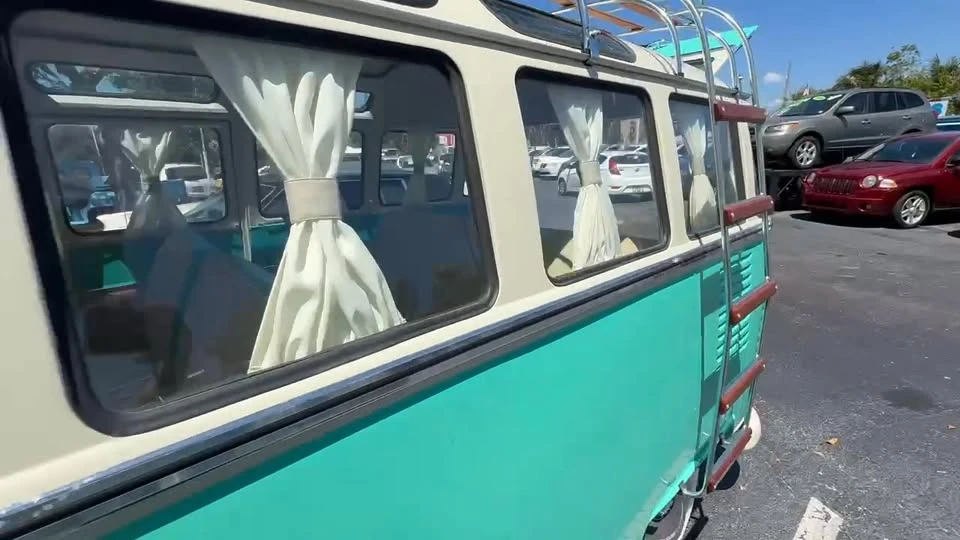1972 Volkswagen Split-Window Bus - Image 14 of 14