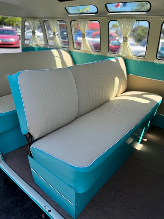 1972 Volkswagen Split-Window Bus - Image 10 of 14