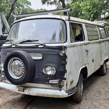 1972 Volkswagen Van Weekender