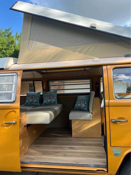 1972 Volkswagen Bay-Window Camper - Image 3 of 16