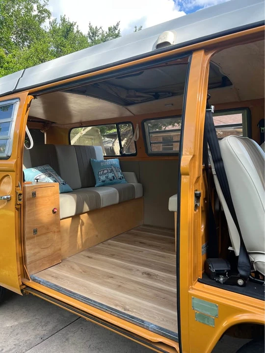 1972 Volkswagen Bay-Window Camper - Image 8 of 16