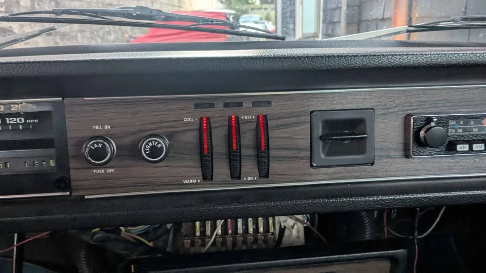 1972 Volvo 145 - Image 8 of 14