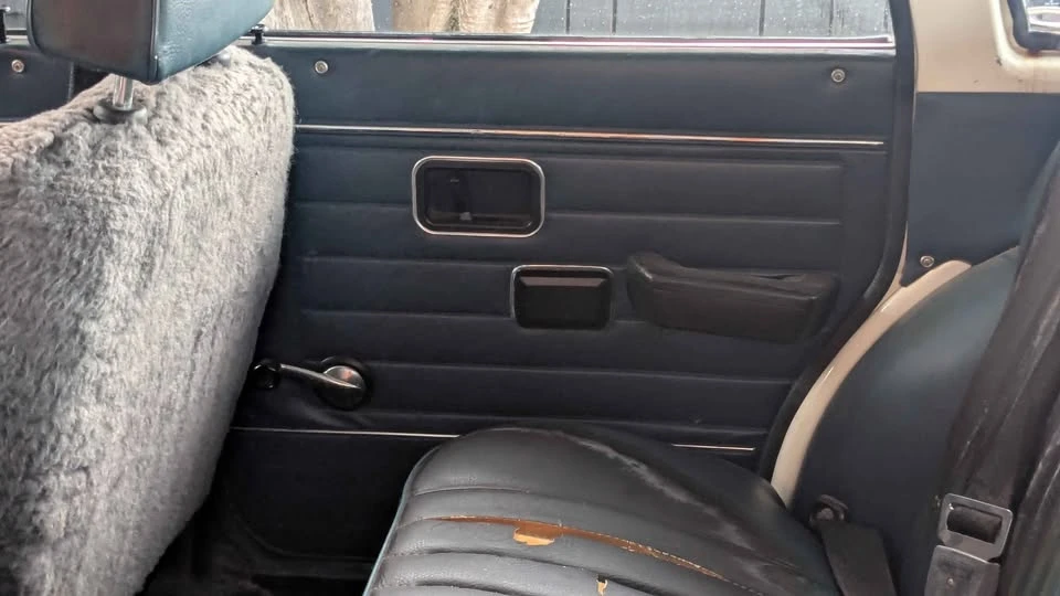1972 Volvo 145 - Image 11 of 14