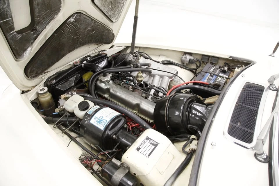 1972 Volvo 1800E - Image 10 of 16