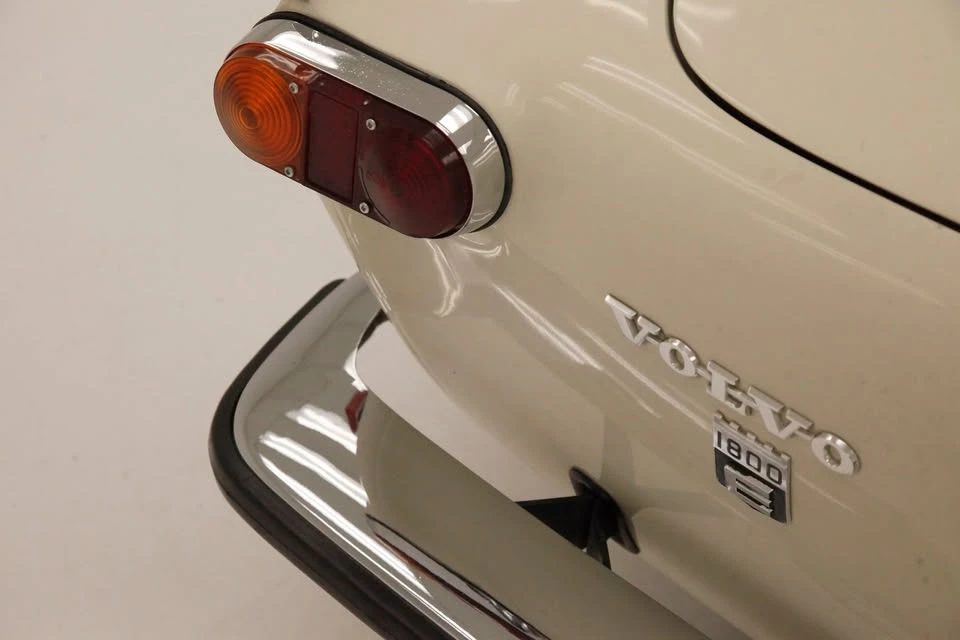 1972 Volvo 1800E - Image 7 of 16