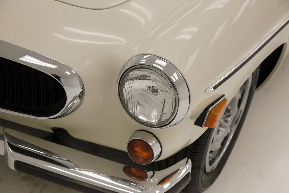 1972 Volvo 1800E - Image 9 of 16