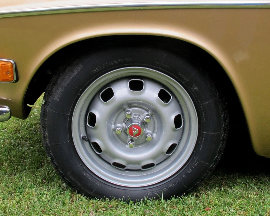 1972 Volvo 1800E - Image 27 of 31