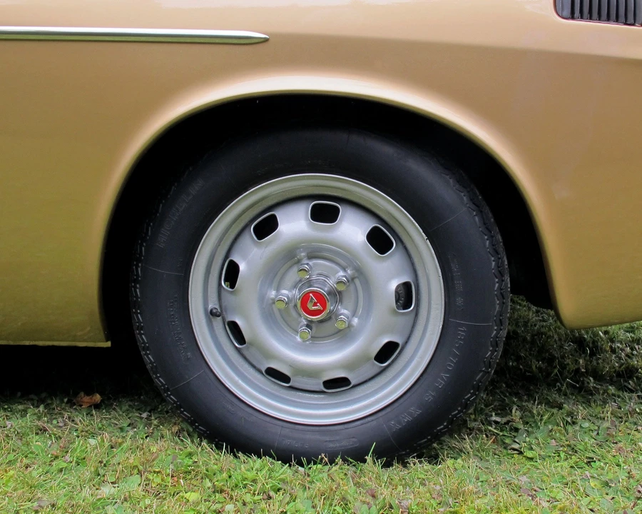 1972 Volvo 1800E - Image 24 of 31