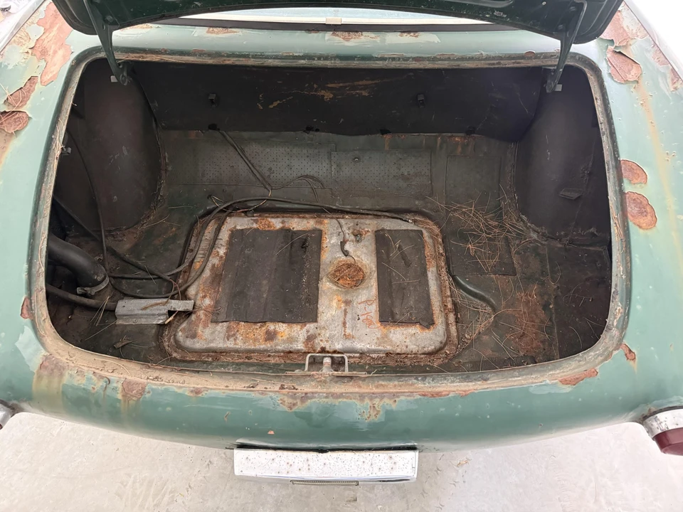 1972 Volvo 1800E - Image 30 of 31