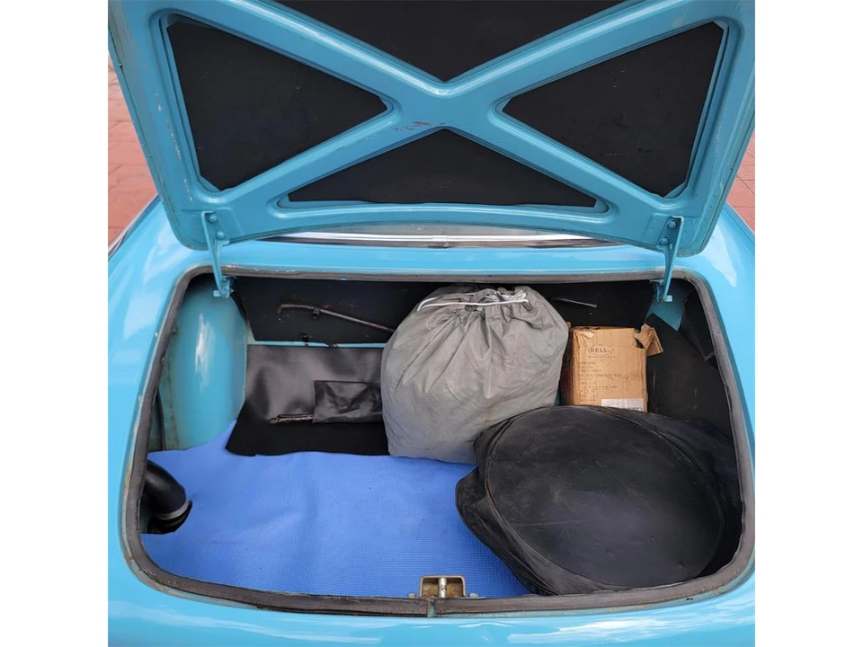 1972 Volvo 1800ES - Image 29 of 31