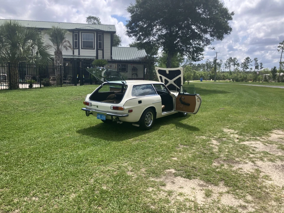 1972 Volvo 1800ES - Image 10 of 31