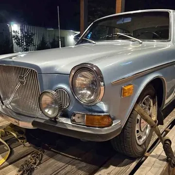 1972 Volvo 240 Sedan 4D