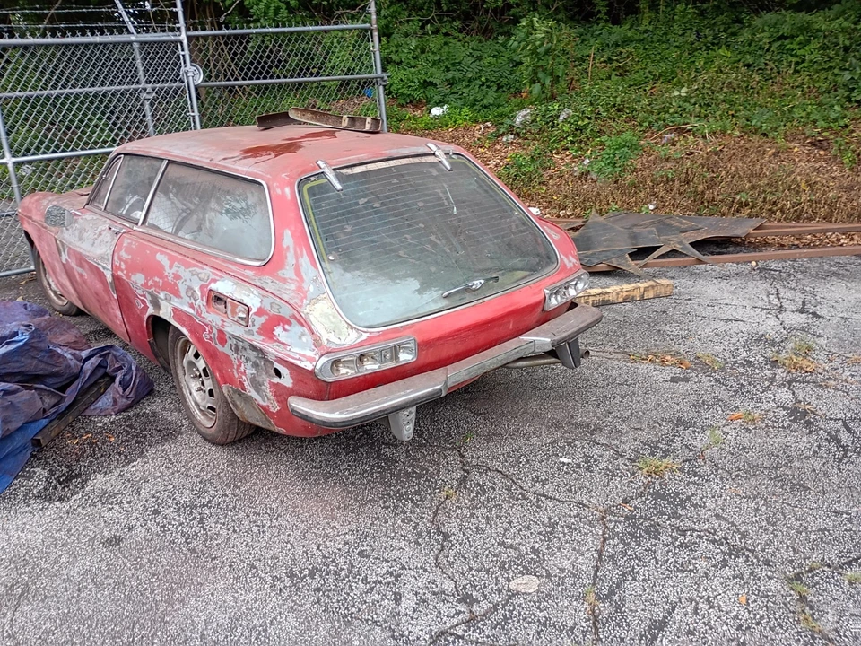 1972 Volvo 140 Series - Image 2 of 4