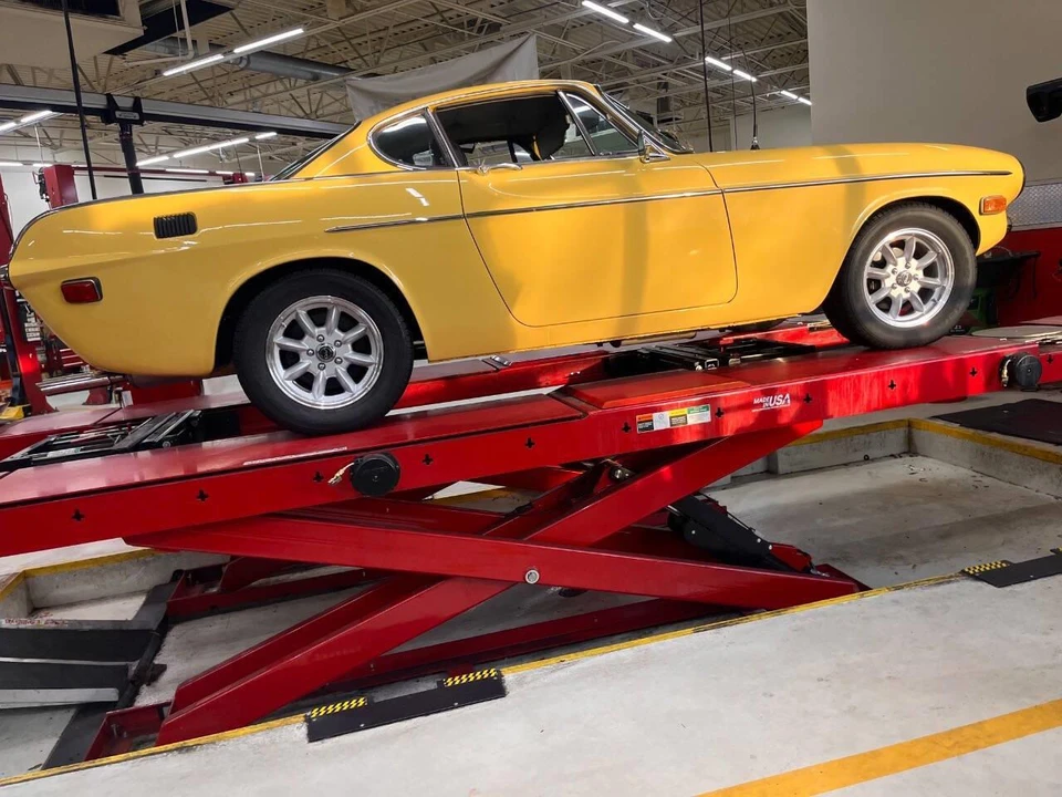 1972 Volvo 1800E - Image 18 of 31