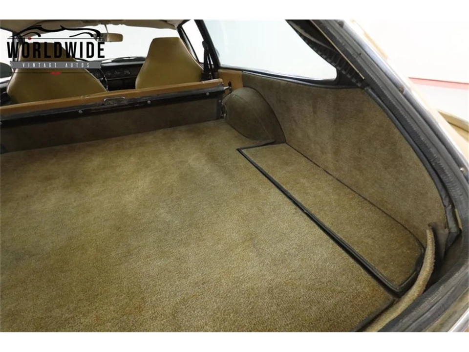1972 Volvo 1800E - Image 21 of 31