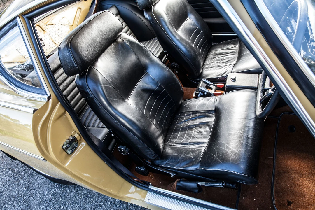 1972 Volvo 1800E - Image 26 of 26