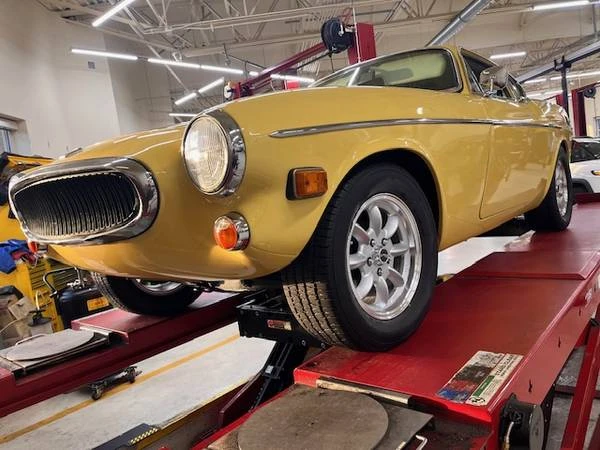 1972 Volvo 1800E - Image 13 of 20