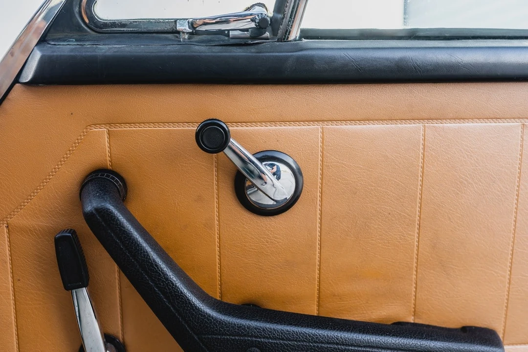 1972 Volvo 1800ES - Image 22 of 30
