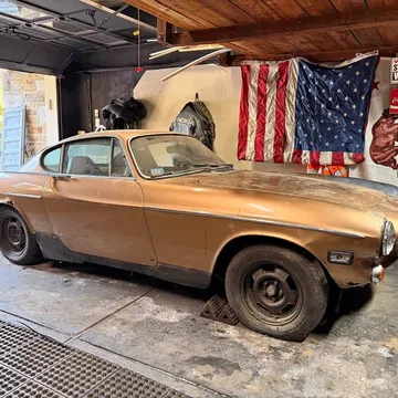 1972 Volvo P1800