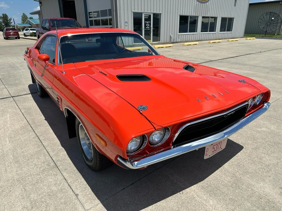 1972 Dodge Challenger 1st Gen - Image 10 of 31