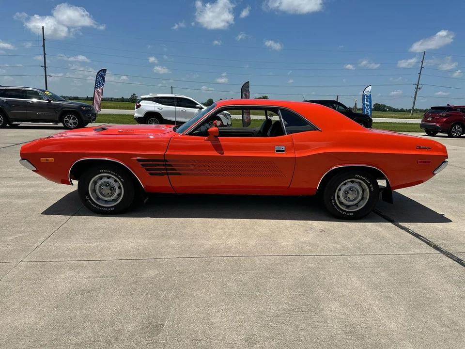1972 Dodge Challenger 1st Gen - Image 8 of 31
