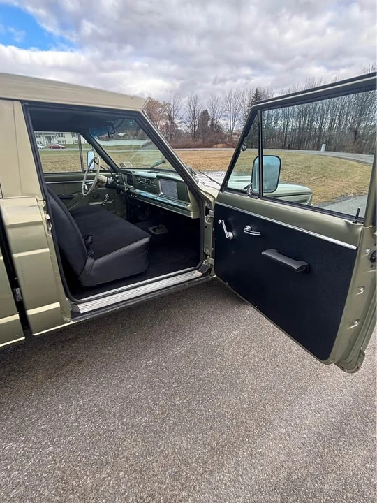 1972 Jeep SJ Gladiator - Image 9 of 10