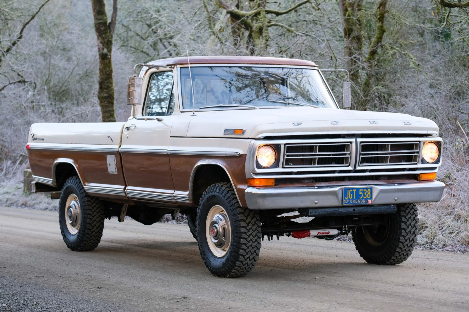 1972 Ford F-250 Highboy 4×4 4-Speed