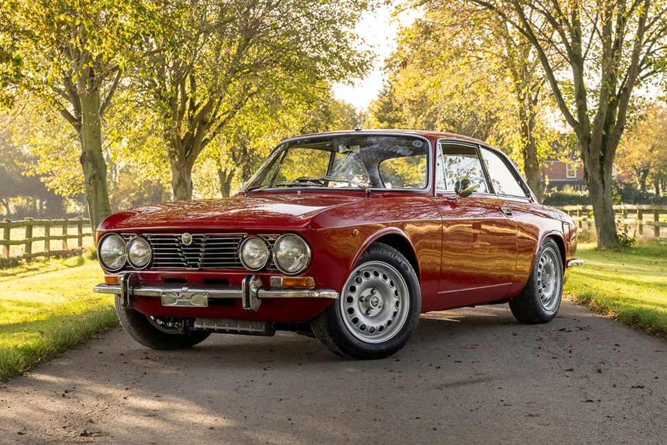 1973 Alfa Romeo 2000 GT Veloce - Image 2 of 31