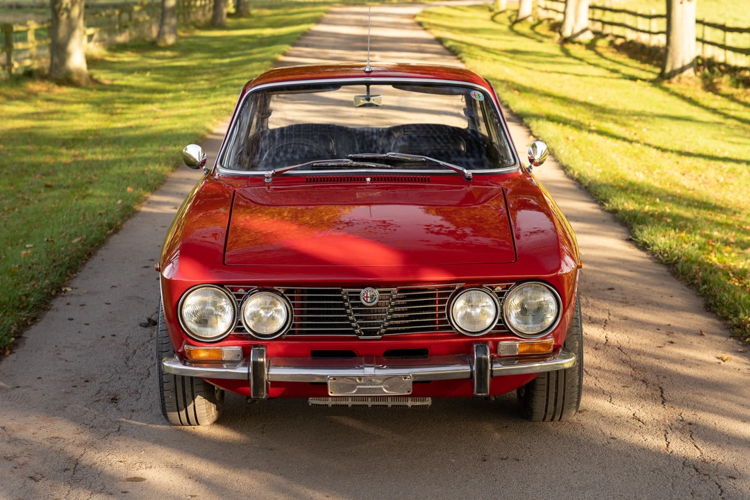1973 Alfa Romeo 2000 GT Veloce - Image 24 of 31